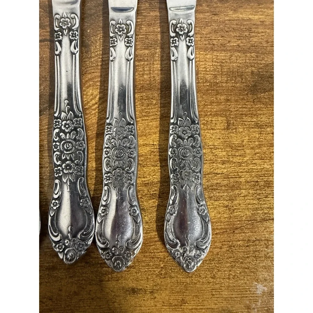 Northland Oneida Stainless Carolina Pattern Flatware Solid Knife 8 1/2
